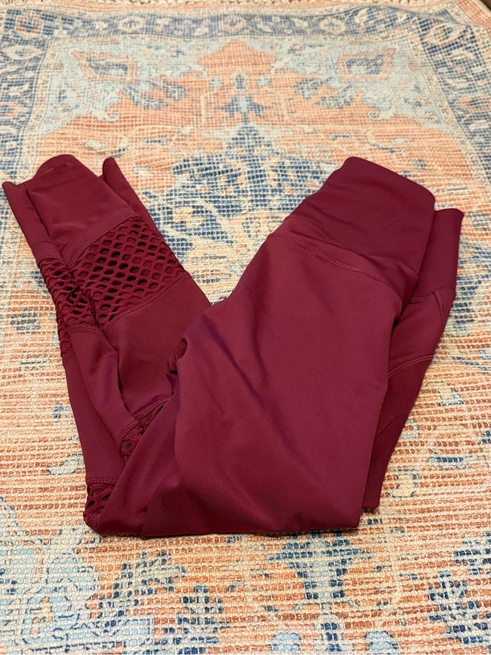 Better Bodies Burgundy Mesh Detail Leggings
